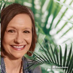 Meet your Posher, Cindy